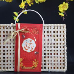 Vietnamese Tet Bamboo Gift Basket | 51.14 oz (1450g)